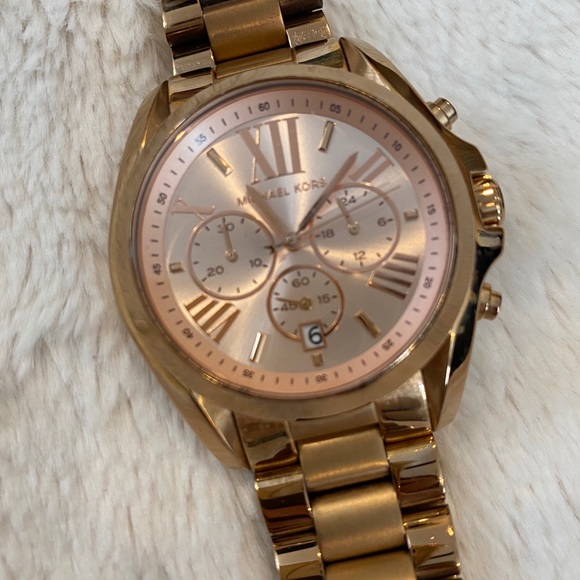 Michael kors rose gold watch - Picture 2 of 4